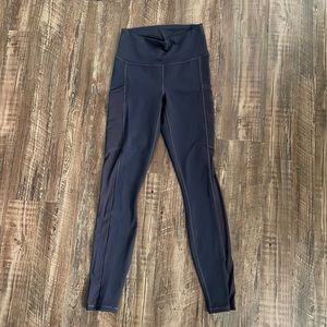 Fabletics powerhold 7/8 leggings with pockets